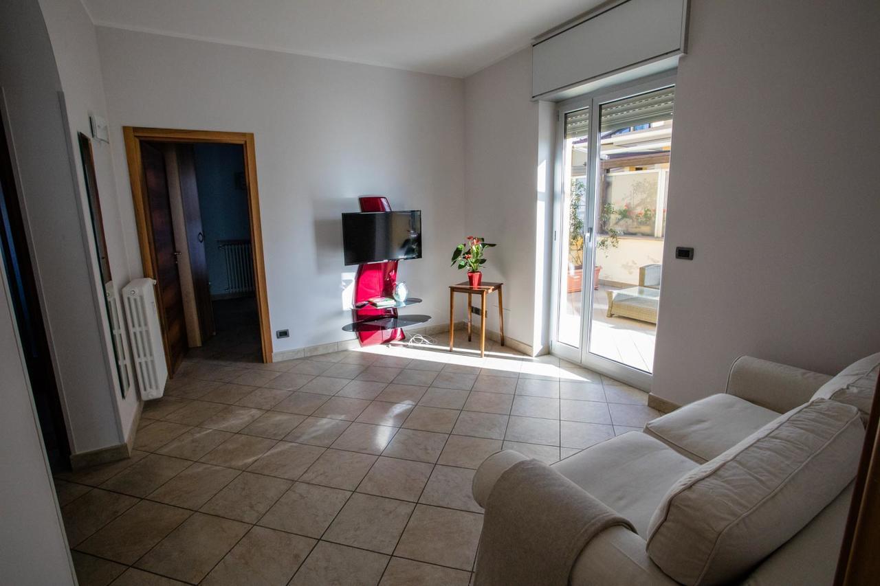 Apartmán Terrazza Di Pinerolo Exteriér fotografie